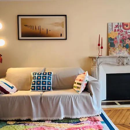 Appartamento Cozy Parisian Oasis *